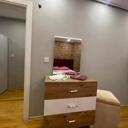 One Bedroom In Istiklal Street Apartman